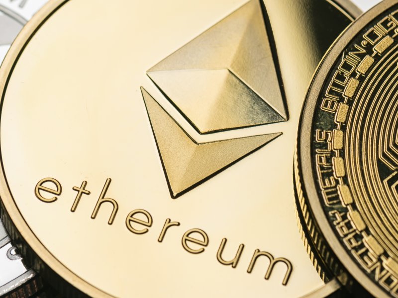 Ethereum dosáhlo 1,7 miliardy transakcí, analytik zdůrazňuje, co bude s ETH dál